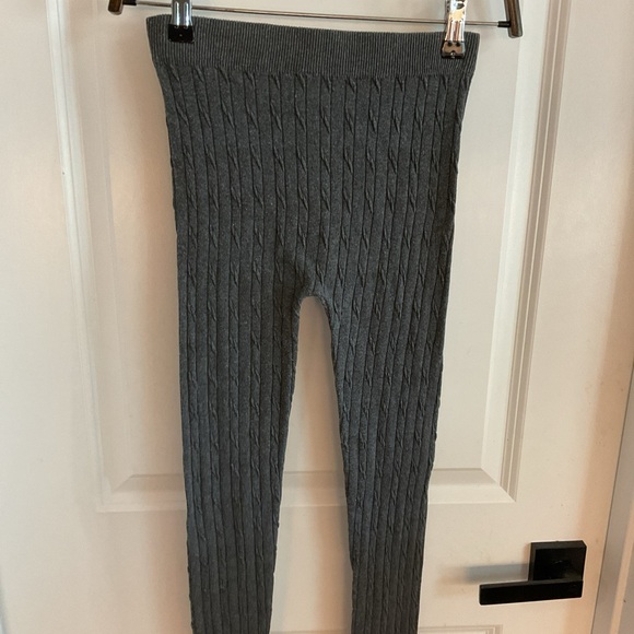 Poof! Ribbed Twist Mid Rise Leggings - Gray - Ladies Size S/M - Picture 4 of 11